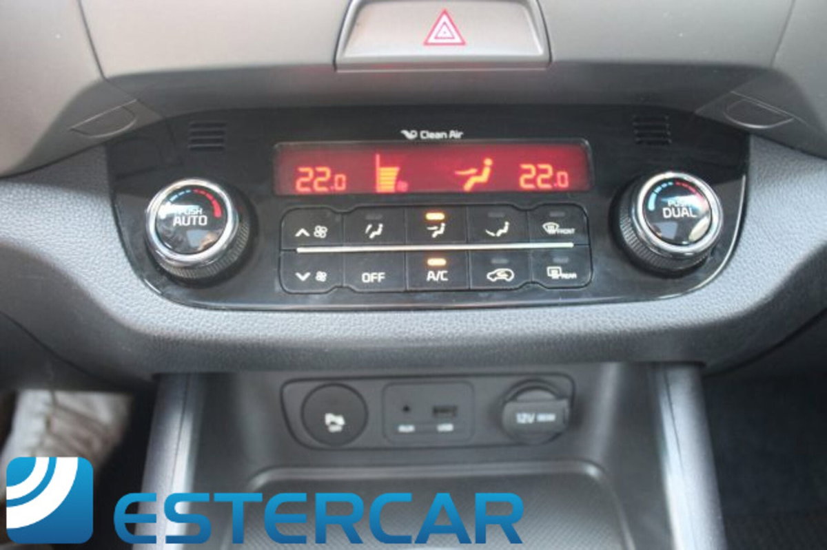 Kia Sportage 1.7 CRDI 2WD Cool (12)