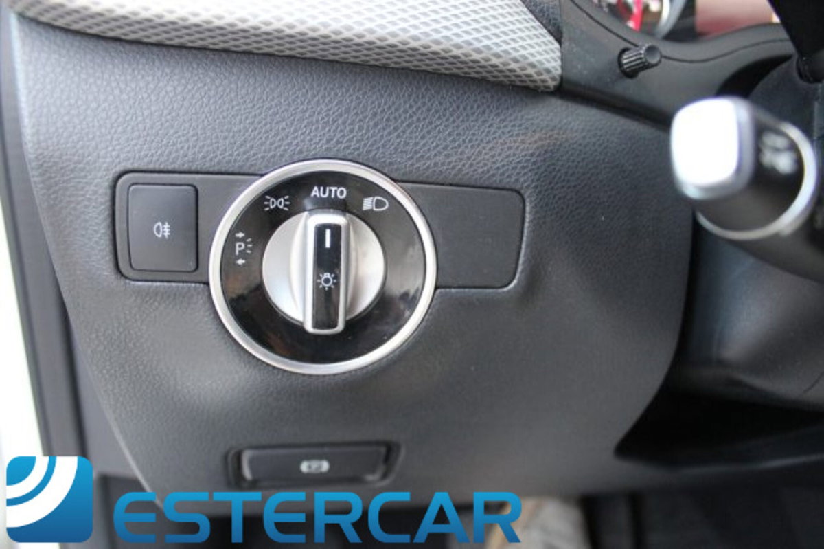Mercedes-Benz Classe B 200 d Automatic 4Matic Sport (17)