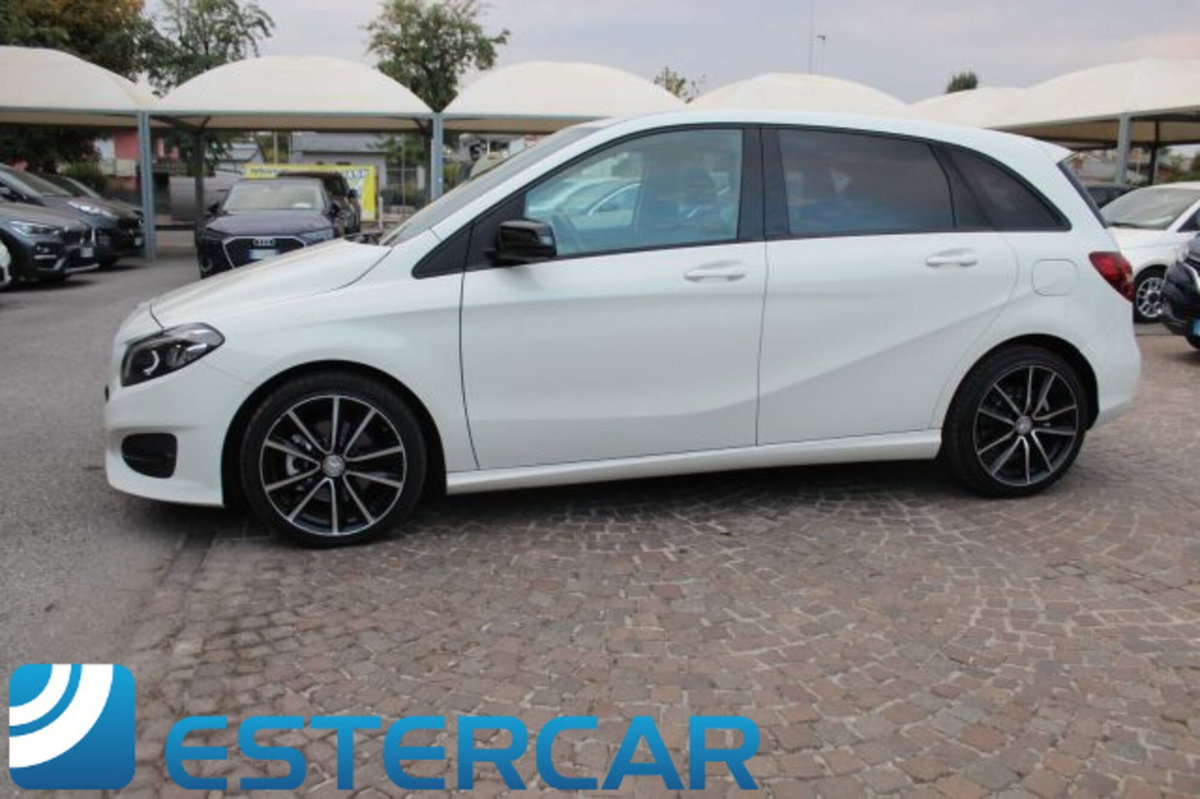Mercedes-Benz Classe B 200 d Automatic 4Matic Sport (18)