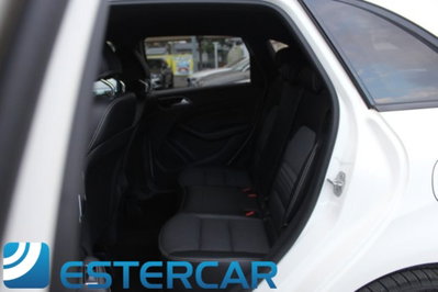 Mercedes-Benz Classe B 200 d Automatic 4Matic Sport (19)