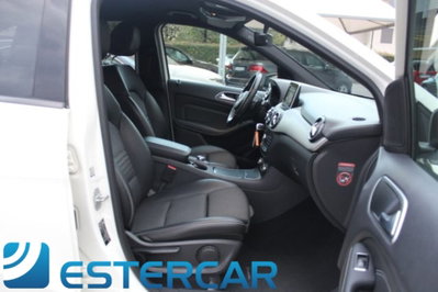 Mercedes-Benz Classe B 200 d Automatic 4Matic Sport (6)
