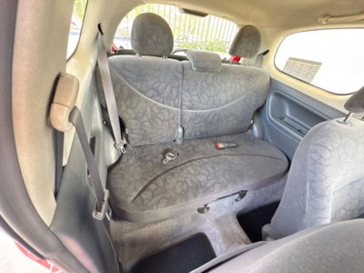 Toyota Yaris 16V cat 3 porte (10)