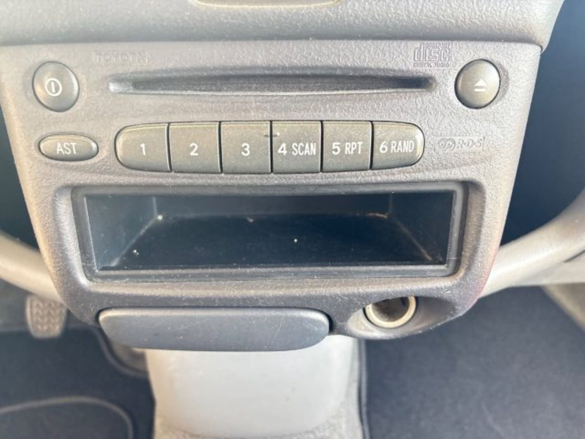 Toyota Yaris 16V cat 3 porte (20)