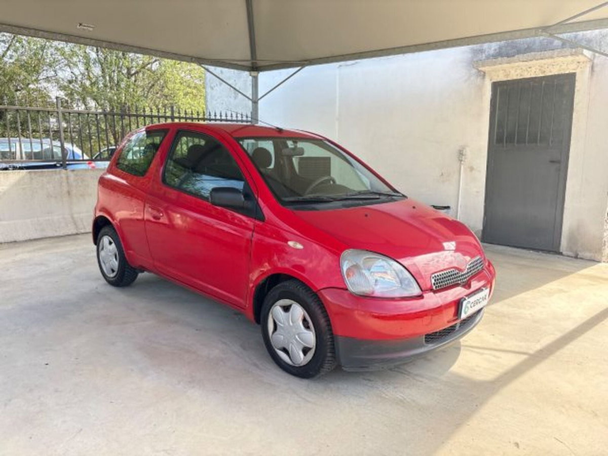 Toyota Yaris 16V cat 3 porte (3)
