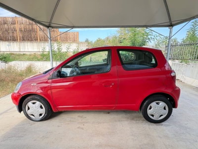 Toyota Yaris 16V cat 3 porte (8)