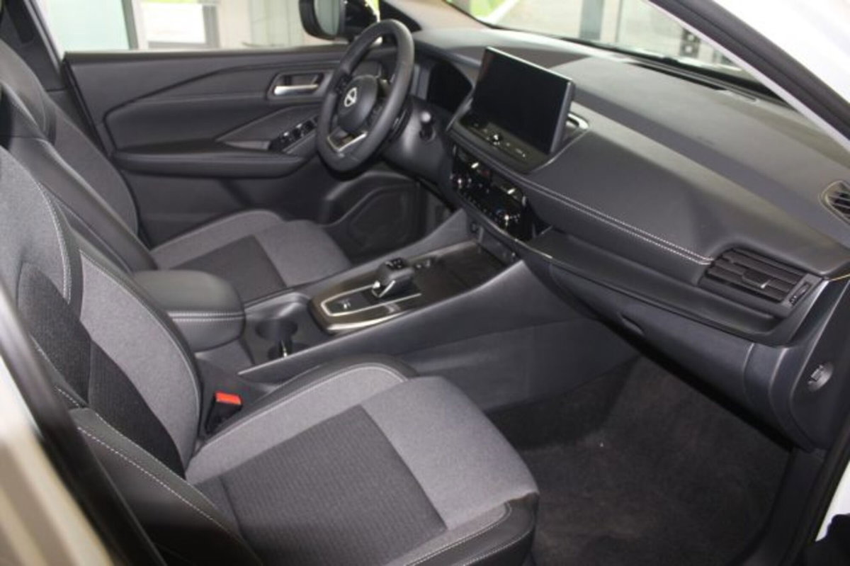 Nissan Qashqai 1.3 mhev N-Connecta 4wd 158cv xtronic (17)