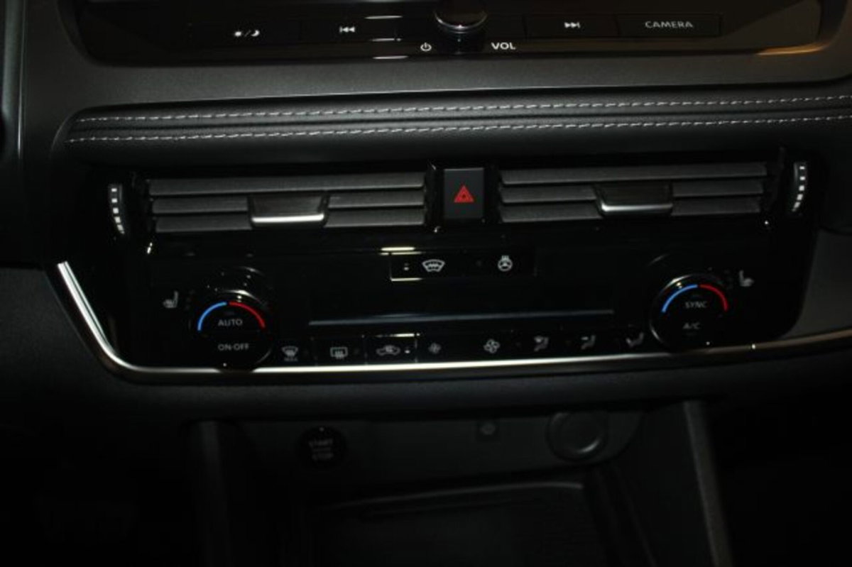 Nissan Qashqai 1.3 mhev N-Connecta 4wd 158cv xtronic (20)