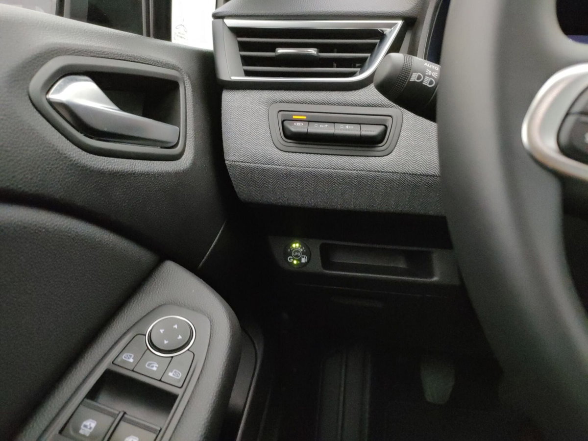 Mitsubishi Colt 1.0 turbo Gpl Intense 100cv (16)