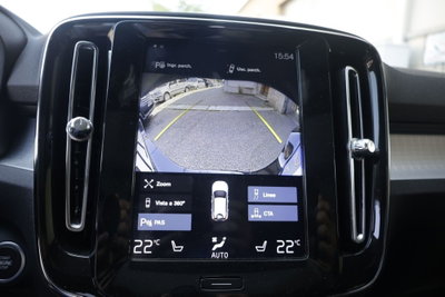 Volvo XC40 D4 AWD Geartronic R-design (8)