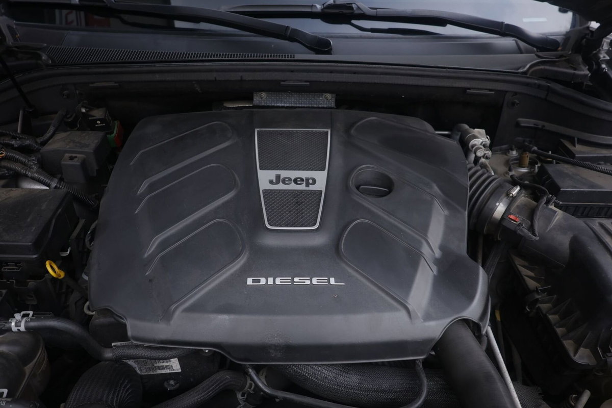 Jeep Grand Cherokee 3.0 V6 CRD 250 CV Multijet II Overland (20)