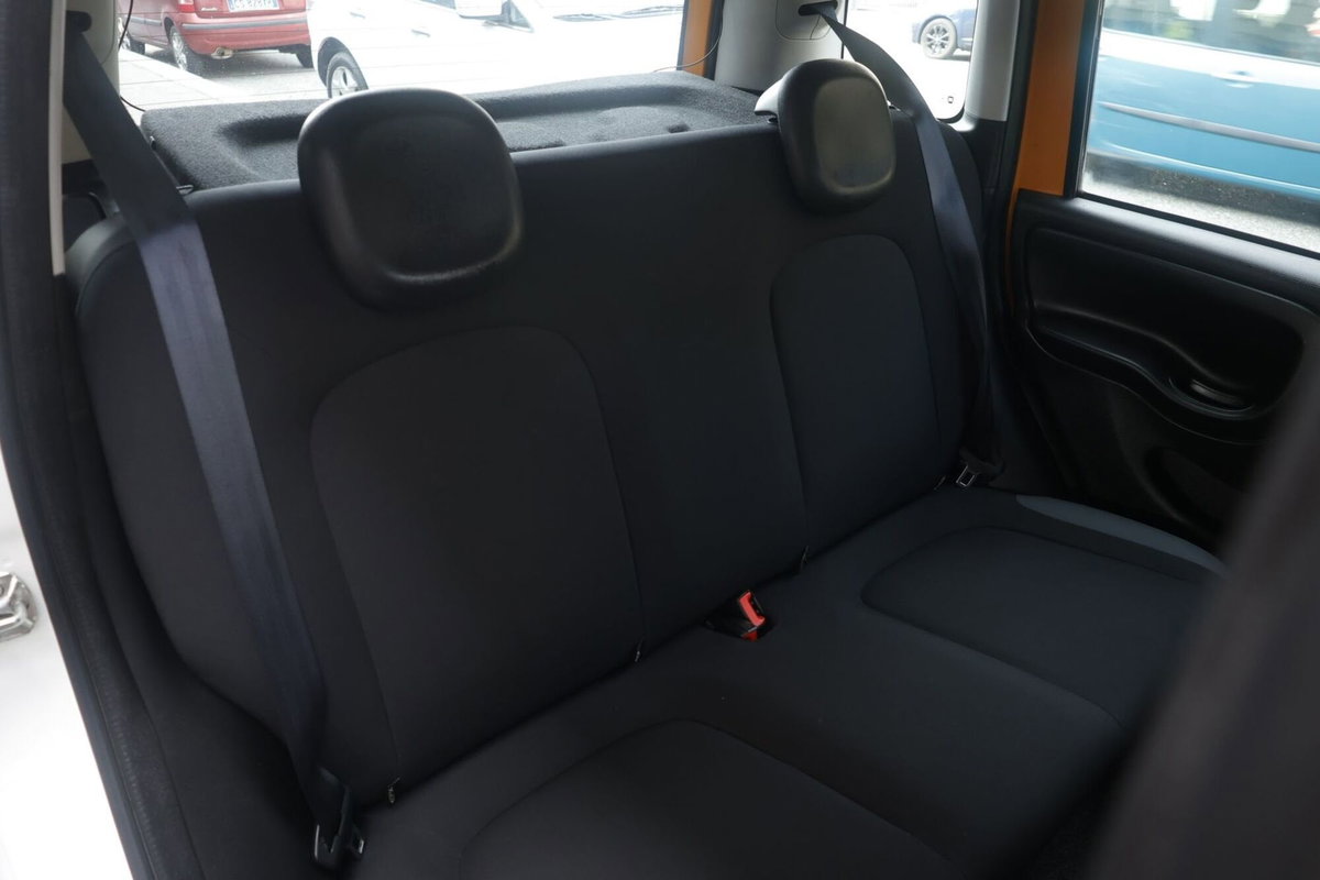 Fiat Panda 1.3 MJT 95 CV S&S 4x4 (12)