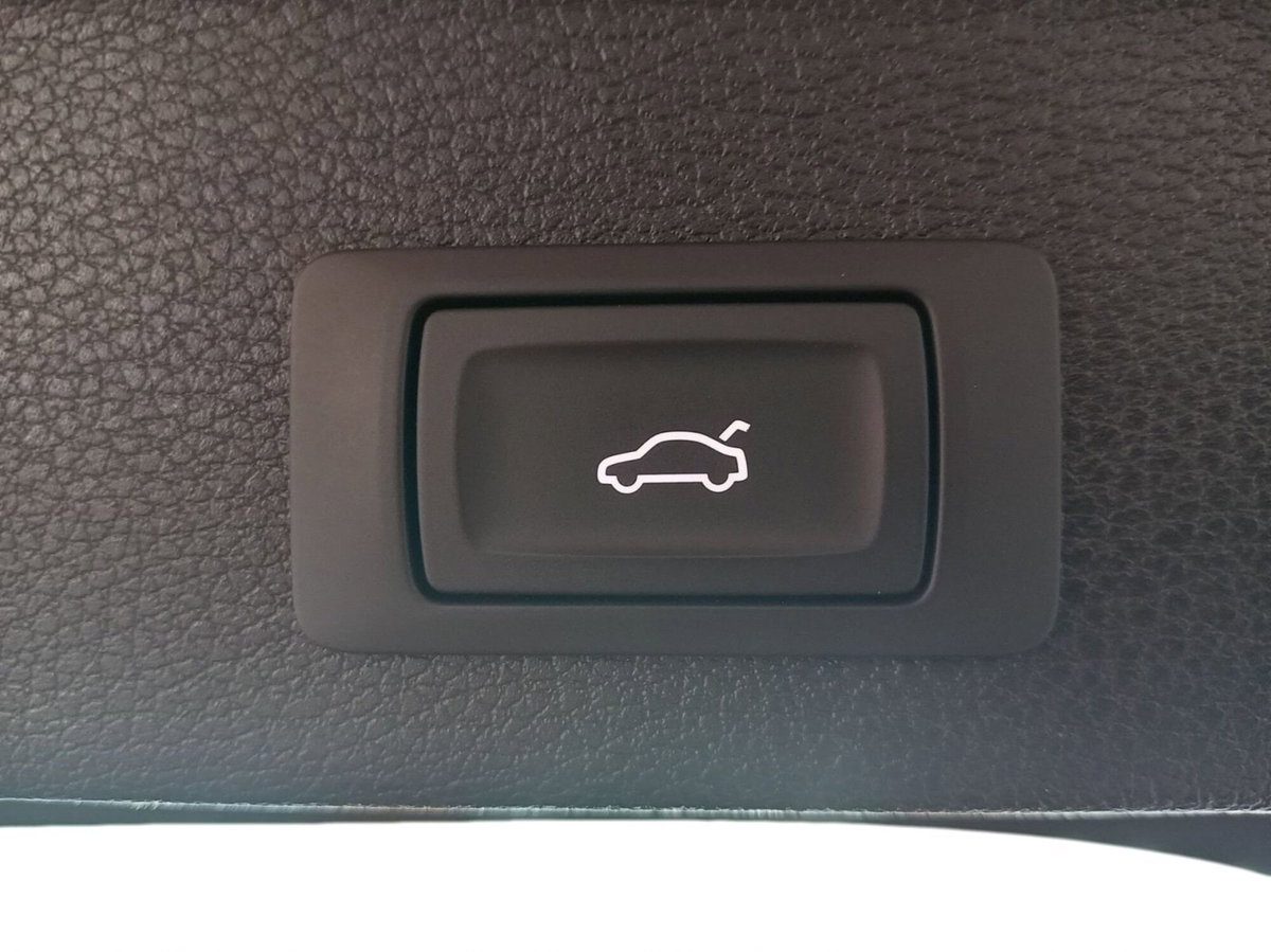 Audi Q3 Sportback 35 TDI quattro S tronic Business Plus (11)
