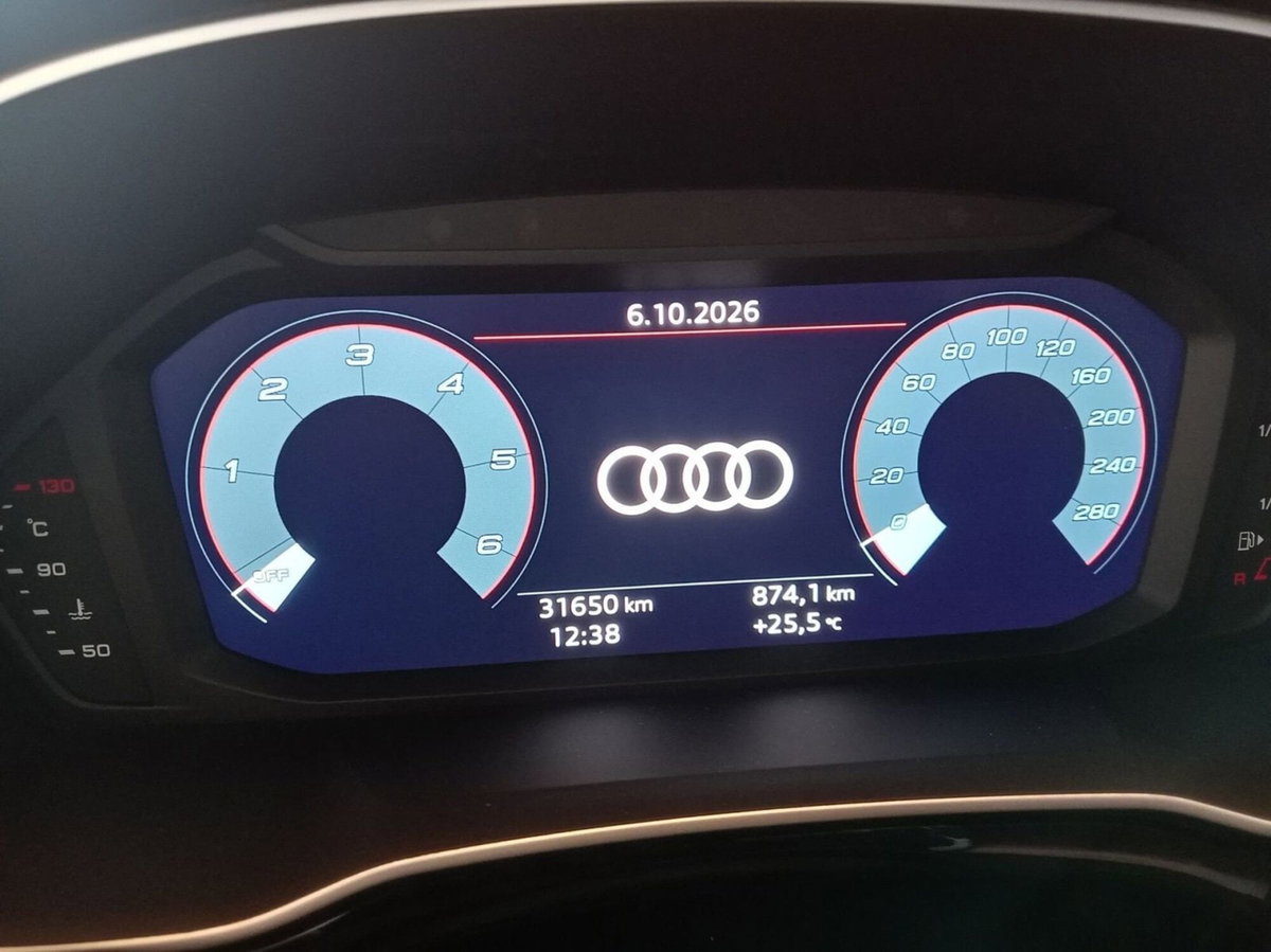 Audi Q3 Sportback 35 TDI quattro S tronic Business Plus (2)