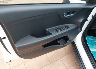 Kia Stonic 1.2 mpi Style 79cv (20)