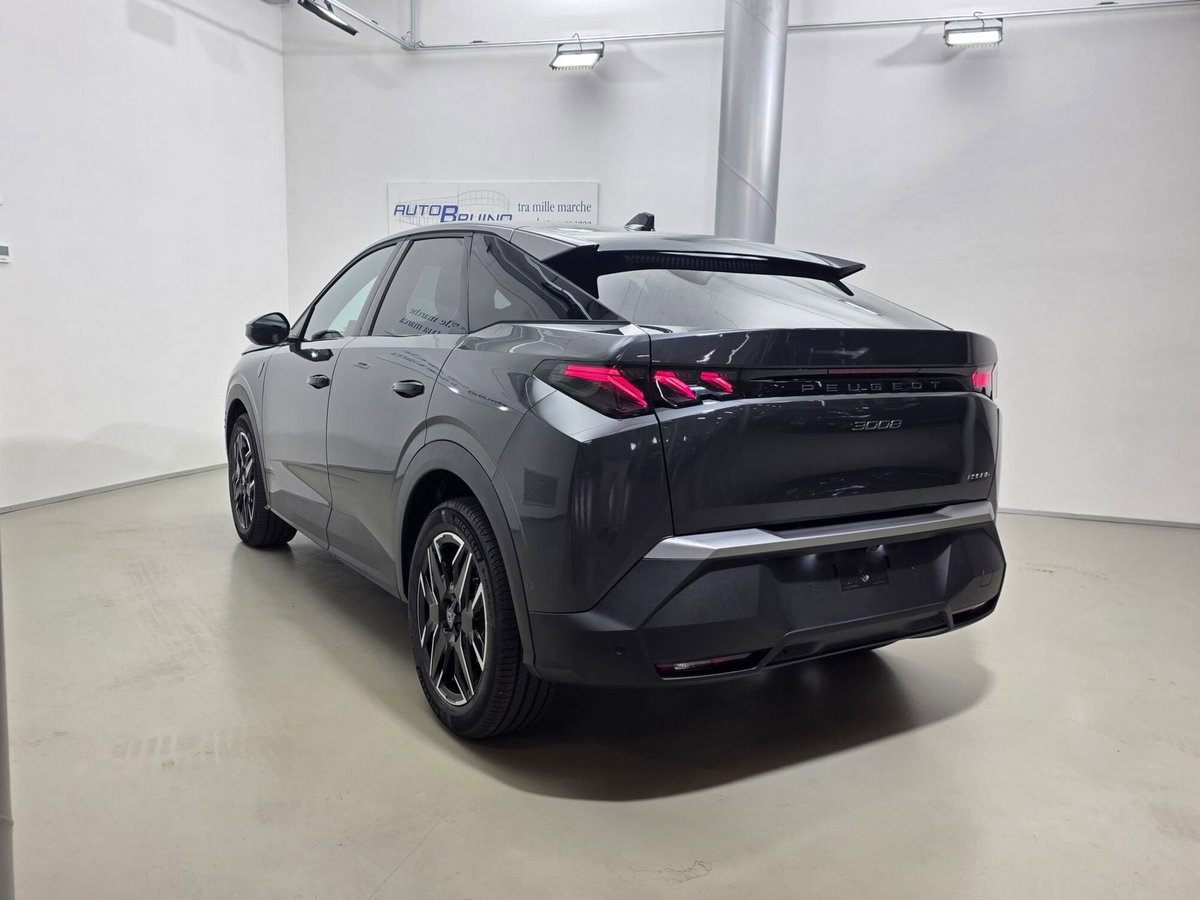 Peugeot 3008 1.2 hybrid GT Exclusive 145cv e-dcs6 (5)