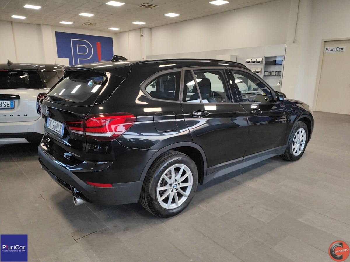 BMW X1 xDrive18d (8)