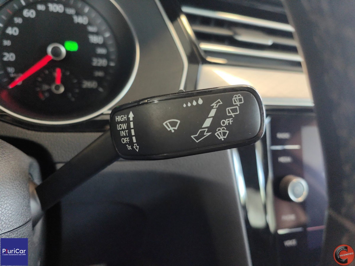 Volkswagen Passat 2.0 tdi scr Passat 122cv dsg (18)