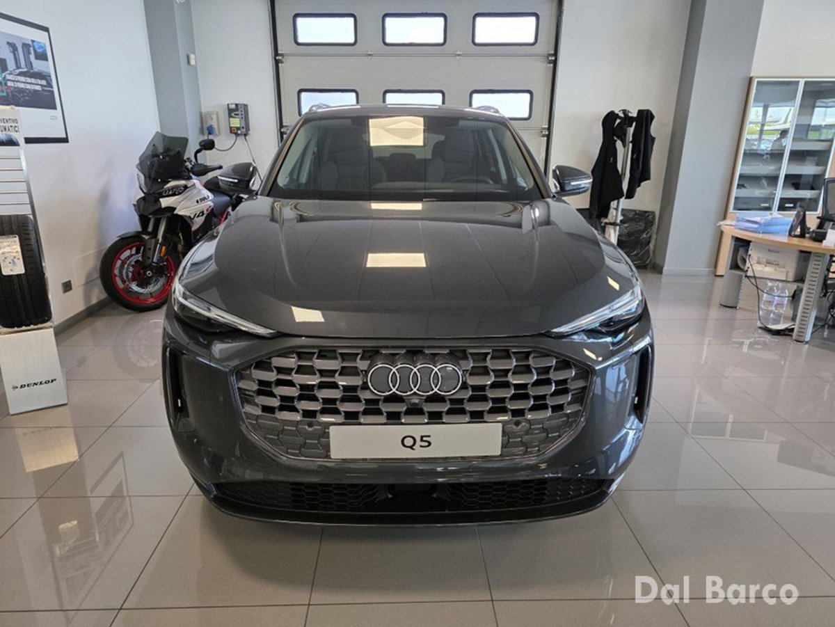 Audi Q5 2.0 tdi mhev+ Business Advanced quattro 204cv s-tronic (2)