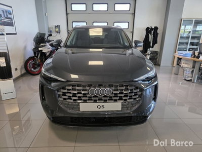 Audi Q5 2.0 tdi mhev+ Business Advanced quattro 204cv s-tronic (2)