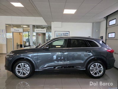 Audi Q5 2.0 tdi mhev+ Business Advanced quattro 204cv s-tronic (4)