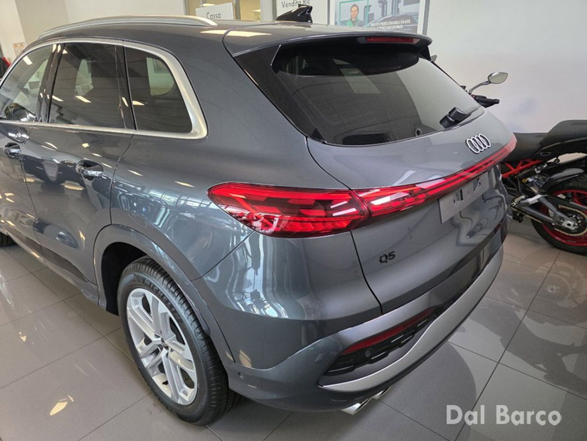 Audi Q5 2.0 tdi mhev+ Business Advanced quattro 204cv s-tronic (5)