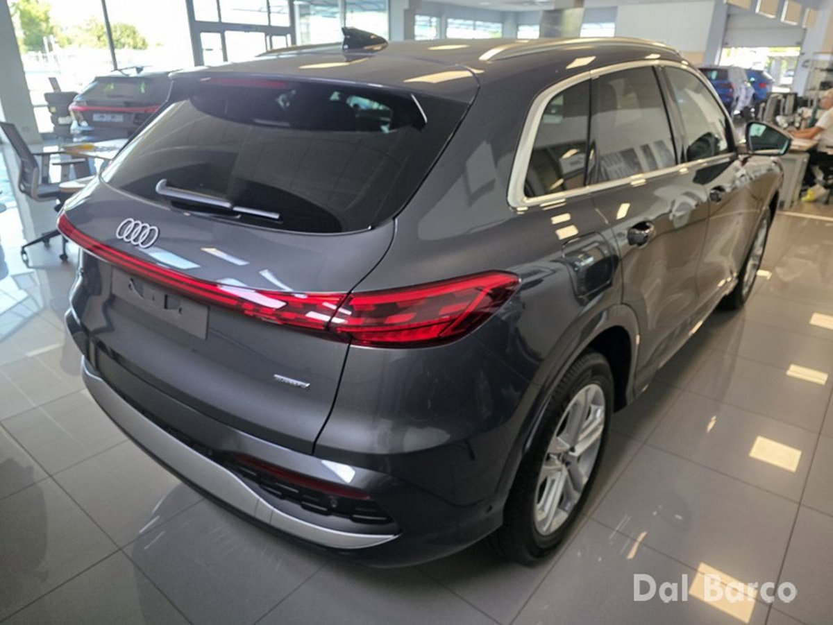 Audi Q5 2.0 tdi mhev+ Business Advanced quattro 204cv s-tronic (6)