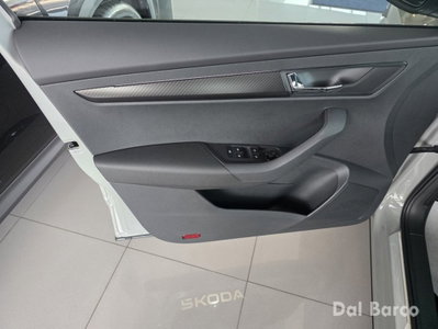Skoda Karoq 1.5 tsi Sportline dsg (7)
