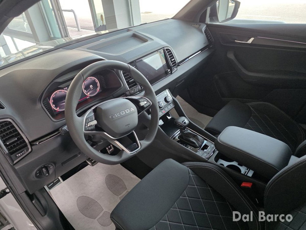 Skoda Karoq 1.5 tsi Sportline dsg (9)