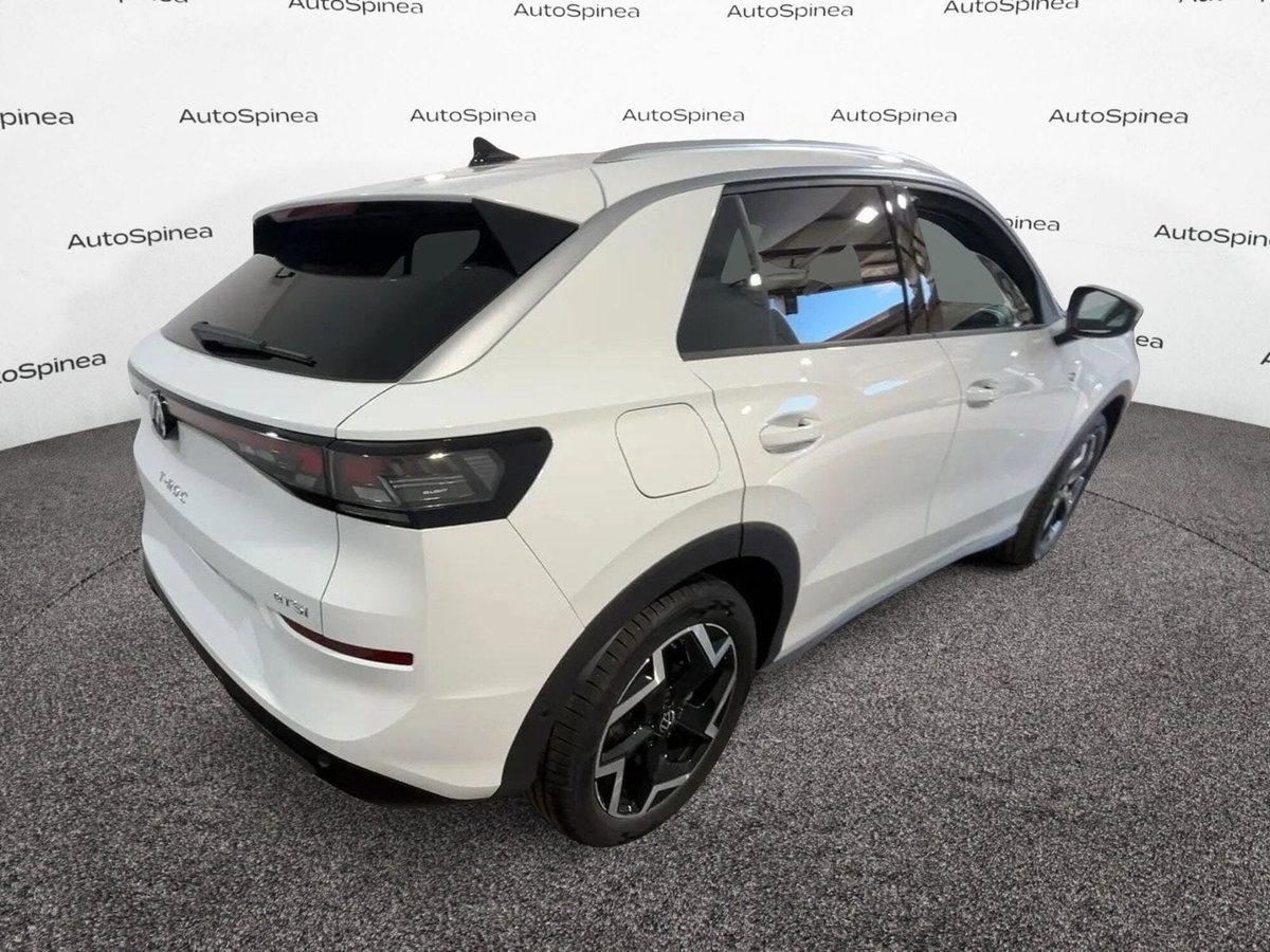Volkswagen T-Roc 1.5 etsi R-Line 150cv dsg (6)