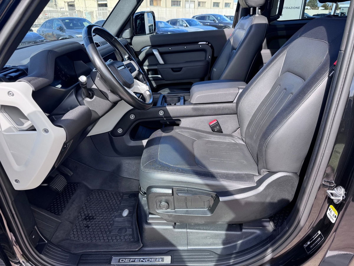 Land Rover Defender 90 Hard Top 3.0d i6 mhev X-Dynamic SE awd 250cv auto (10)