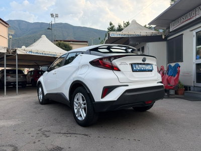 Toyota Toyota C-HR 2.0 phev Lounge fwd e-cvt (3)