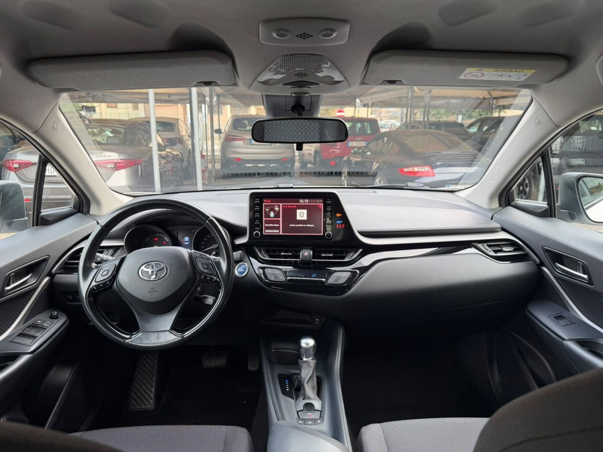 Toyota Toyota C-HR 2.0 phev Lounge fwd e-cvt (7)