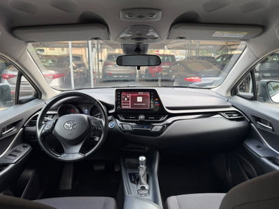 Toyota Toyota C-HR 2.0 phev Lounge fwd e-cvt (7)