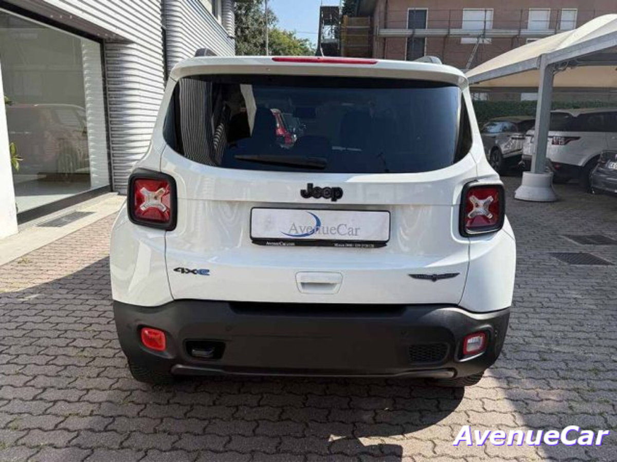 Jeep Renegade 1.3 T4 240CV PHEV 4xe AT6 Trailhawk (6)