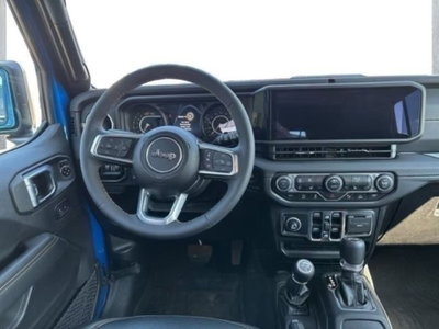 Jeep Wrangler Unlimited 2.0 Turbo Sahara (9)