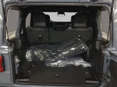 Jeep Wrangler Unlimited 2.0 Turbo Sahara (14)