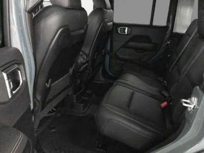 Jeep Wrangler Unlimited 2.0 Turbo Sahara (6)