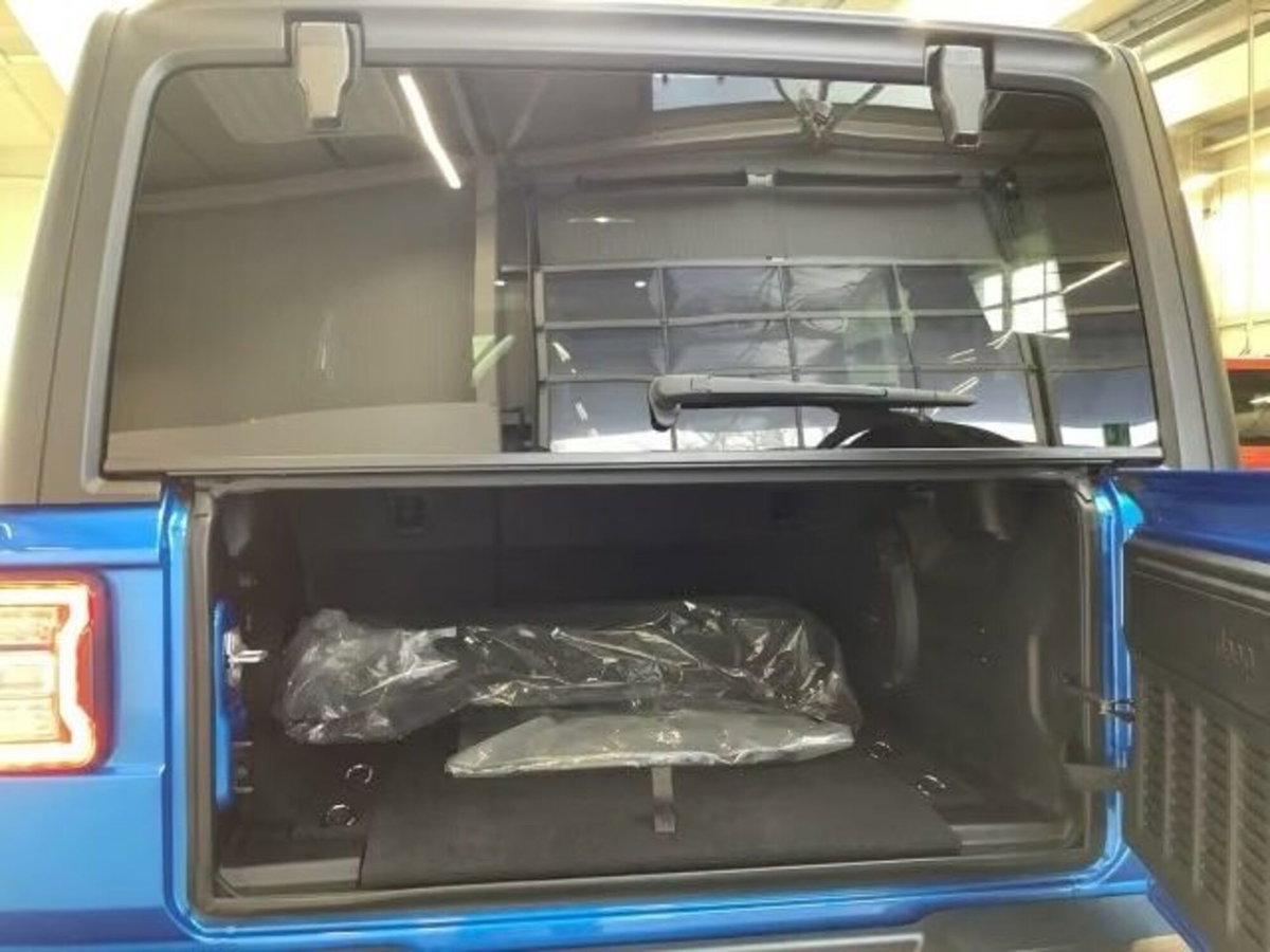 Jeep Wrangler Unlimited 2.0 Turbo Rubicon (17)