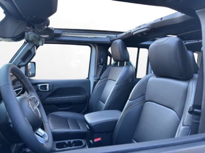 Jeep Wrangler Unlimited 2.0 Turbo Sahara (10)