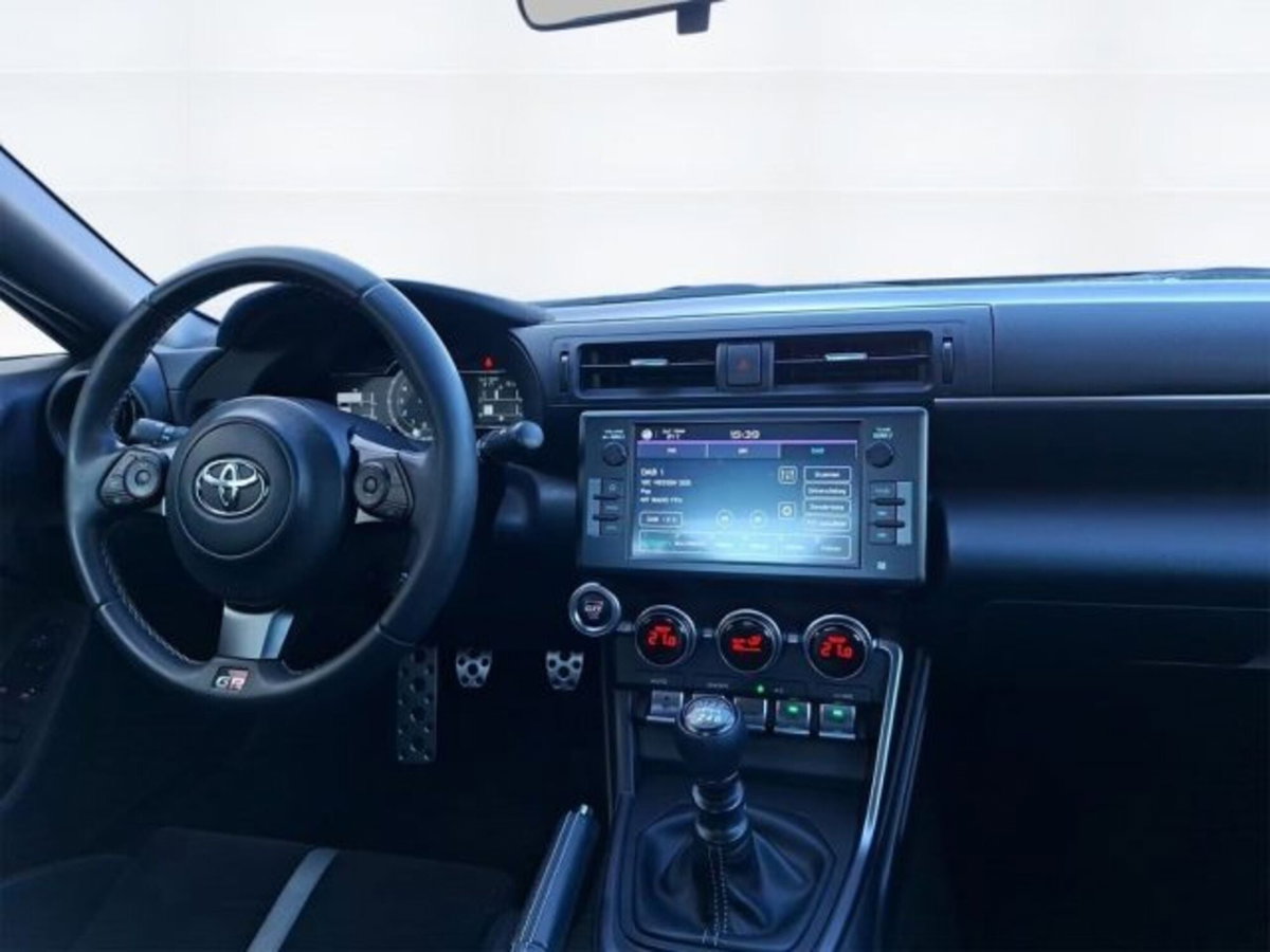 Toyota GR86 2.Premium Sport A/T (13)