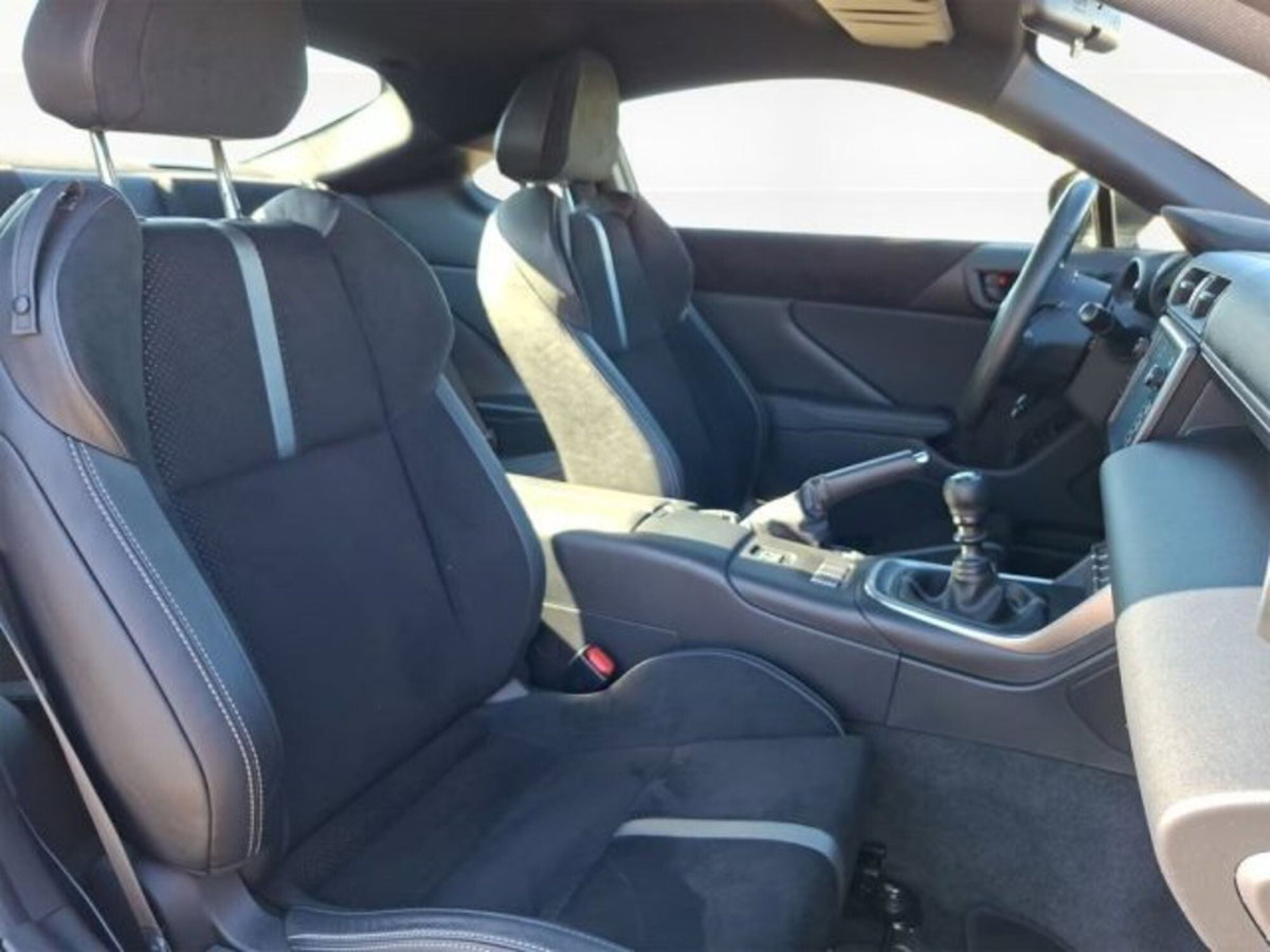 Toyota GR86 2.Premium Sport A/T (18)