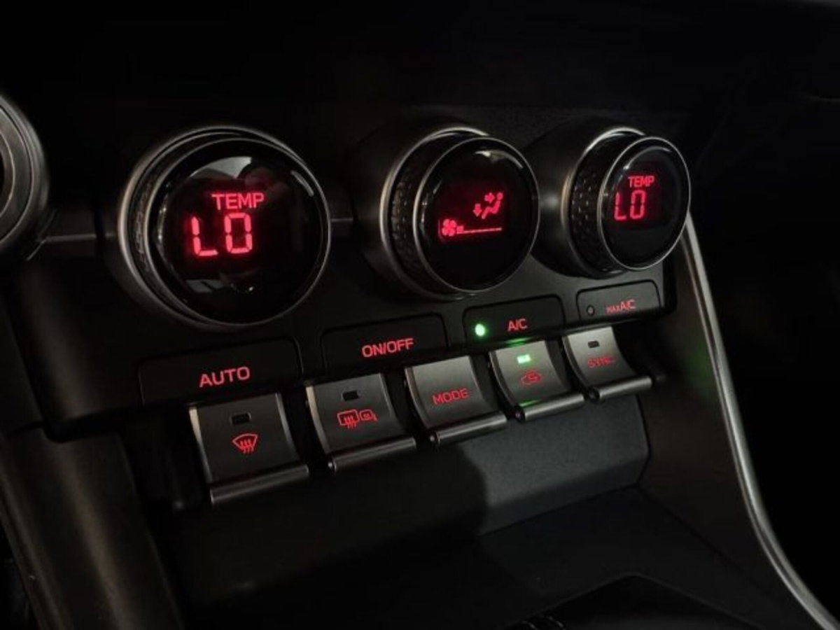 Toyota GR86 2.Premium Sport A/T (20)