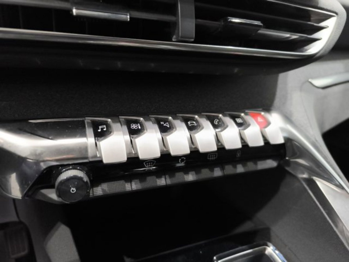 Peugeot 3008 BlueHDi 130 S&S EAT8 Allure Pack (12)