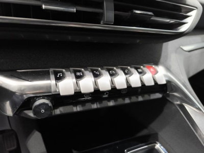 Peugeot 3008 BlueHDi 130 S&S EAT8 Allure Pack (12)