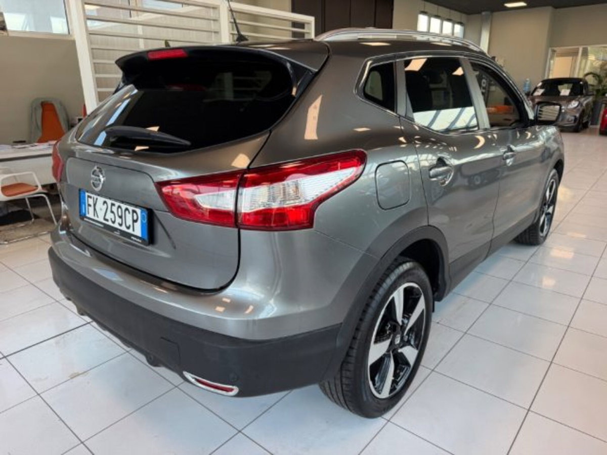 Nissan Qashqai 1.5 dCi N-Connecta (4)