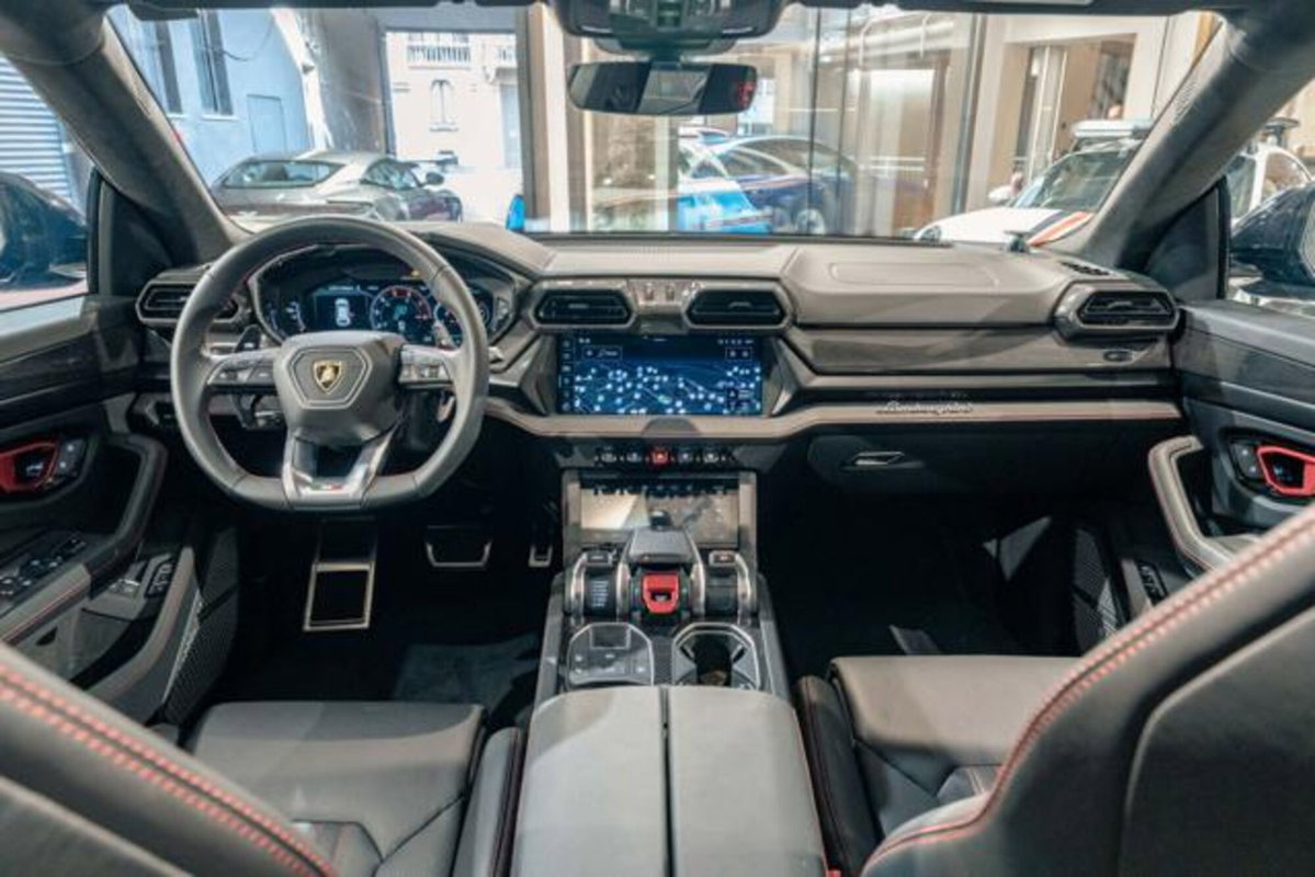 Lamborghini Urus 4.0 (12)
