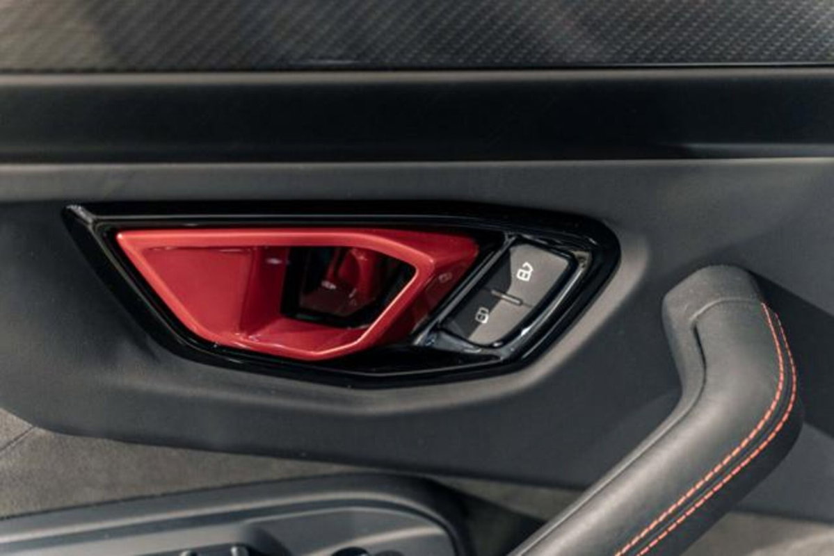 Lamborghini Urus 4.0 (17)