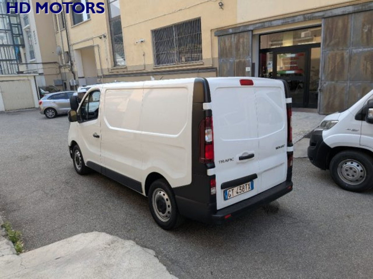 Renault Trafic Furgone T29 2.0 dCi 110CV PC-TN Furgone Ice Plus (4)