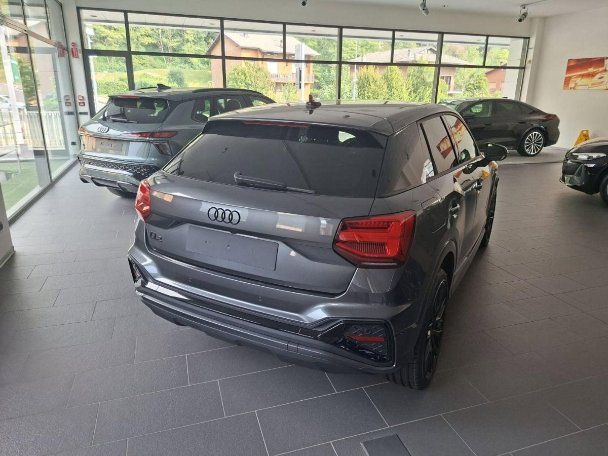 Audi Q2 Q2 35 TFSI S tronic Identity Black (5)