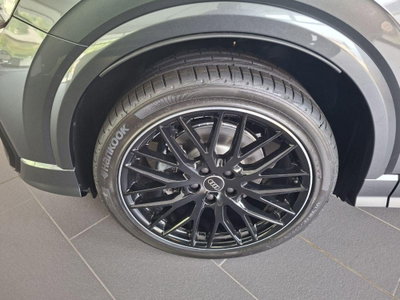 Audi Q2 Q2 35 TFSI S tronic Identity Black (6)